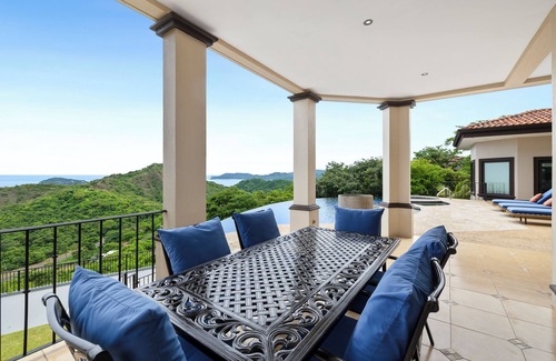 Rio Seco House | Casa Armonía Luxury, Free Breakfast & Transfer