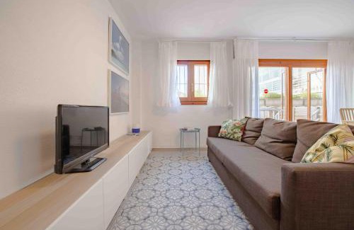 Calafell Apartment | Casa Arnau, a pie de playa. Calafell beach