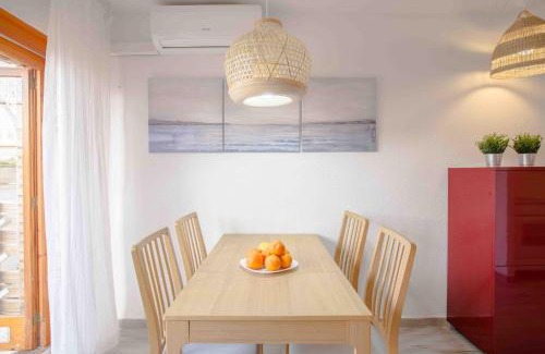 Calafell Apartment | Casa Arnau, a pie de playa. Calafell beach