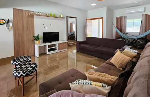Bonito House | Casa Aurora, com piscina, 3Q para até 10 pessoas.