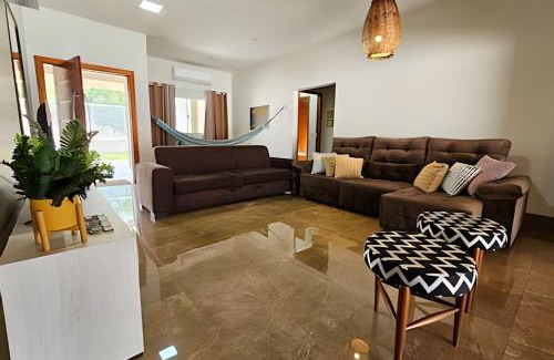 Bonito House | Casa Aurora, com piscina, 3Q para até 10 pessoas.