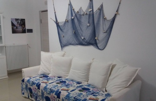 Chiesiola Apartment | Casa Azzurra a few steps from the sea
