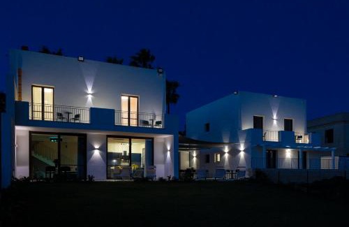 Birgi Vecchi Apartment | Casa B, Room 4 - mit Pool - at Lagoon - Lo Stagnone Kite Spot - Palm Kite Paradise