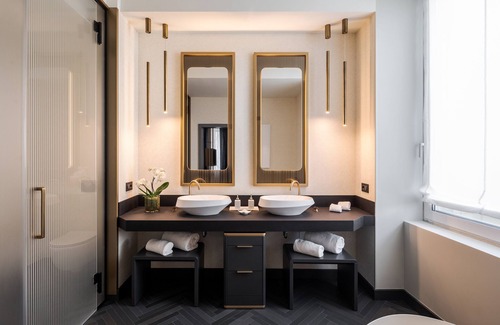 Borgonuovo Hotel | Casa Baglioni Milan - The Leading Hotels of the World