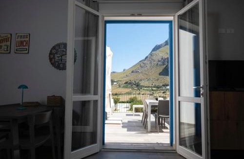 Macari House | Casa Bambù con piscina a Macari