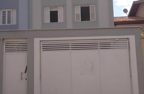 Tiete House | Casa bem Localizada e Segura Para Crianças. Vizinhança Silenciosa. Aceita Pets