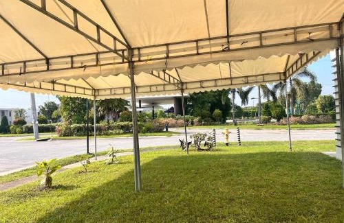 Urdaneta City House | Casa Blessed Guest House