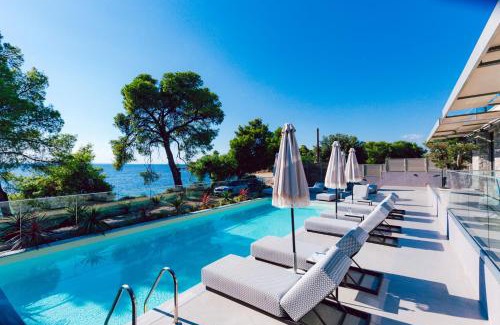 Elia Nikitis Hotel | Casa Bloo Adults Only