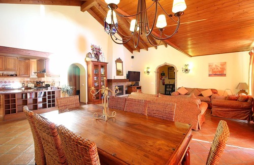 Carvoeiro Villa | Casa Bruella - Walk to beach, Pool, WiFi and BBQ