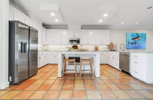Corpus Christi House | Casa Buenos Dias, great views and canal access from the back deck.