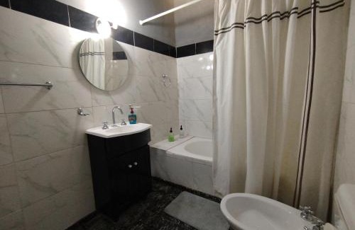Mendoza City Center Apartment | Casa Céntrica Mendoza Cochera para 3 vehículos