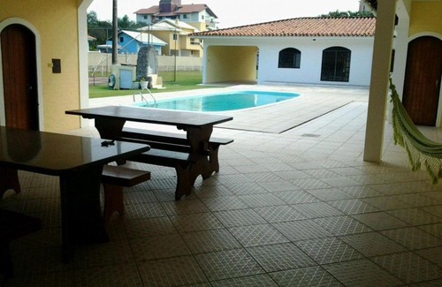 Ponta das Canas House | Casa cachoeira do Bom Jesus com Piscina