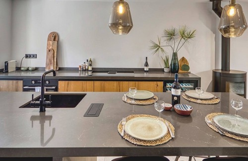 Lagoa e Carvoeiro Ski Chalet | Casa Caracol - Fancy Townhouse with all Thinkable Luxury