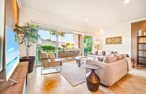 El Medano Ejidal Apartment | Casa Cascada Cabo Poolside Retreat, Minutes from Beach!