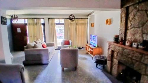 Mendoza City Center House | CASA CENTRICA EN LA CIUDAD DEL BUEN VlNO - HASTA 8 PERSONAS