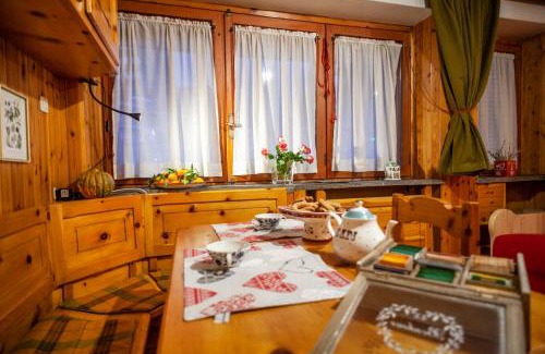 Courmayeur Apartment | Casa-chalet, in centro a Courmayeur!