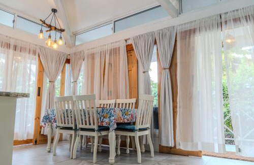 Parrita House | Casa Choucoune