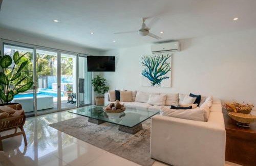 Zona Hotelera House | Casa Coco - 4BR | Private Pool | Hotel Zone