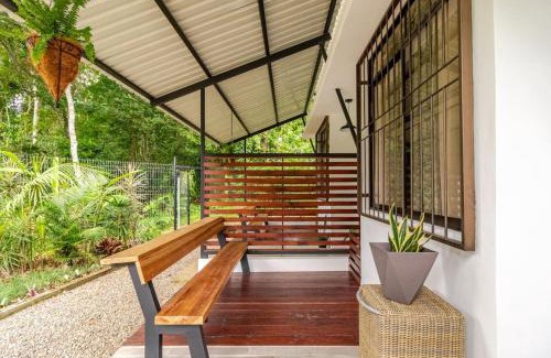 Puerto Viejo de Talamanca House | Casa Cocodrilo, Wifi y Confort a 5m Puerto V.