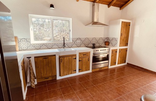 Olhao Villa | Casa Colinas Roxas is about 20 minutes drive from the old,cosy harbour town Faro