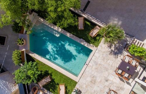 Makarska Old Town House | Casa Columba - 4 Star Design Boutique Hotel with Outdoor Pool & Private Garden