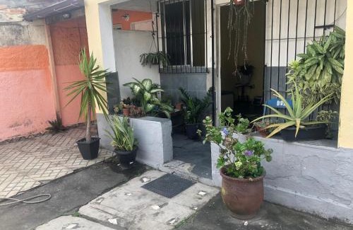 Sao Cristovao House | Casa com 2 quartos e quintal grande