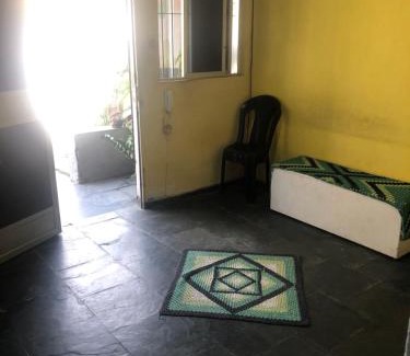 Sao Cristovao House | Casa com 2 quartos e quintal grande
