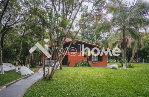 Ibiuna House | Casa com ampla área verde e piscina em Ibiúna