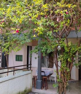 Santa Teresa Villa | Casa com amplo quintal, a paz ao lado do Centro