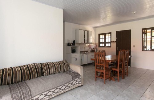 Cidreira House | Casa com churrasqueira prox a Praia de Cidreira RS