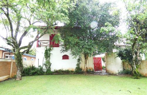 Guaeca House | Casa com muito lazer a 100m da Praia de Guaeca SP