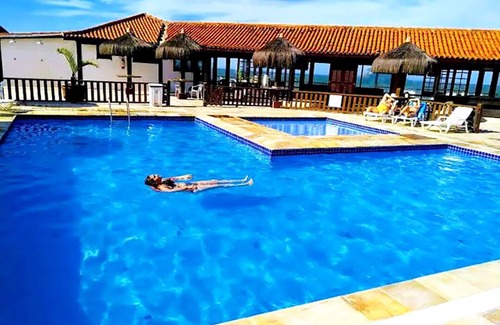Rasa House | Casa com piscina e churrasqueira em Búzios/RJ