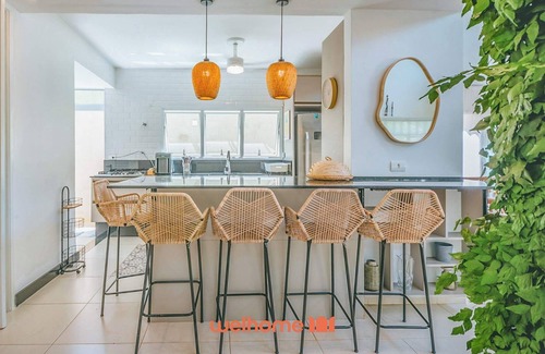 Pereque House | Casa com piscina a 5 minutos da praia no Guaruja