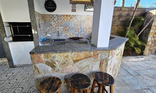 Jardim Centenario House | Casa com Piscina - Churrasqueira - 80m da Praia