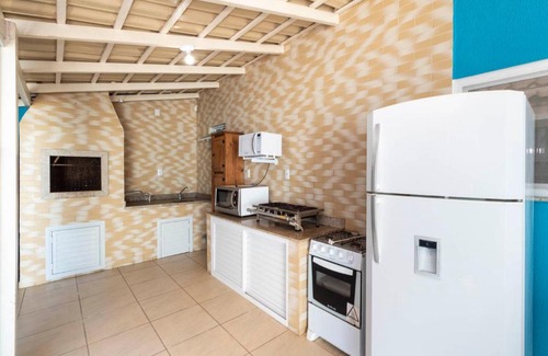 Morrinhos House | CASA COM PISCINA EM MORRINHOS- Rua Hortência