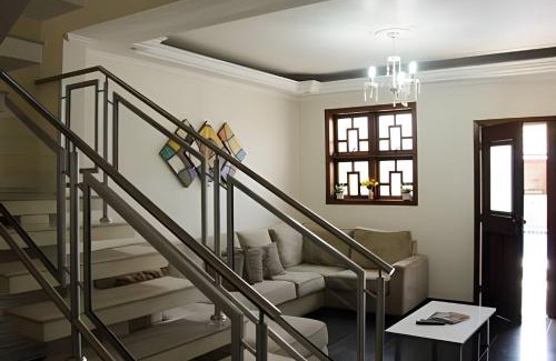 Jardim Botanico House | Casa com piscina no Botânico