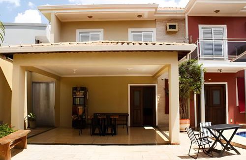 Jardim Botanico House | Casa com piscina no Botânico