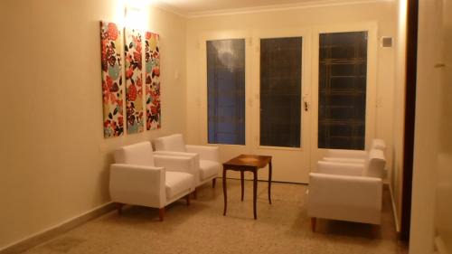 La Plata Apartment | Casa con garage y patio - 6 personas - 26 y 45