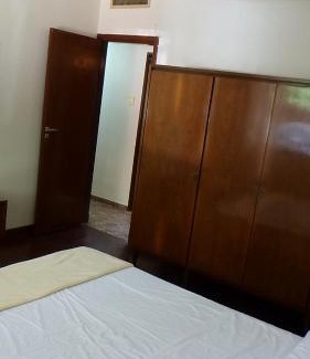 La Plata Apartment | Casa con garage y patio - 6 personas - 26 y 45
