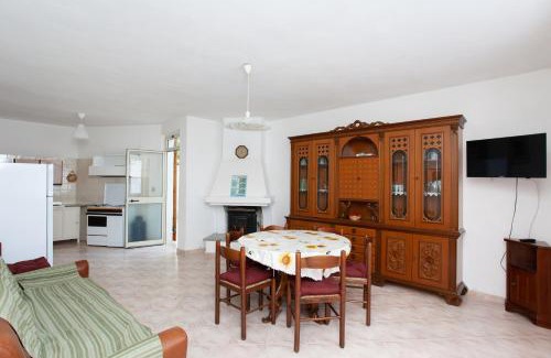 Monte Longu Apartment | Casa con giardino