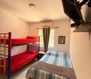 Manzanillo House | Casa con Jacuzzi cerca de la Playa