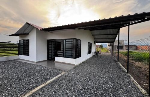 Acacias House | Casa con Parrilla y Espacios al Aire Libre
