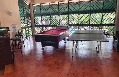 Downtown Santo Domingo House | Casa con Piscina y Jacuzzi, Amplia en Arroyo Hondo