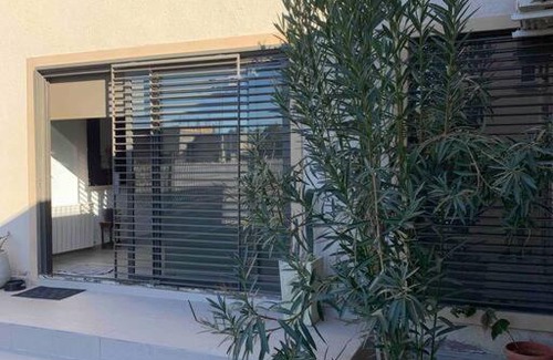 Maipu House | Casa con piscina en Maipú, Mendoza