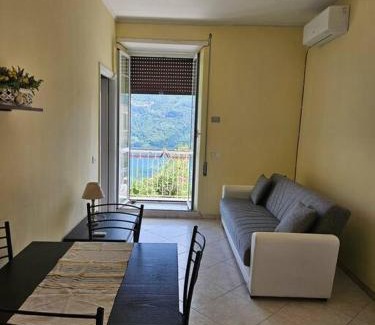 Genzano di Roma Apartment | Casa con vista su Lago di Nemi