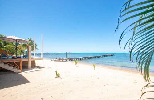 Antoneys Cay House | Casa Coral and Casa Palmera home