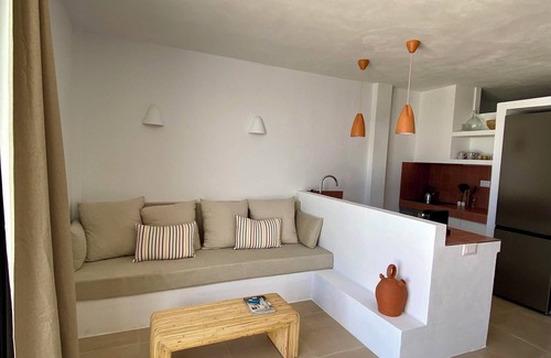Bajamar Apartment | Casa Costa 1. A Pocos Metros de las Piscinas Naturales de Bajamar