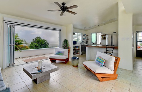 Florida House | Casa Cumbre : Views of the Atlantic and Caribbean Sea with pool