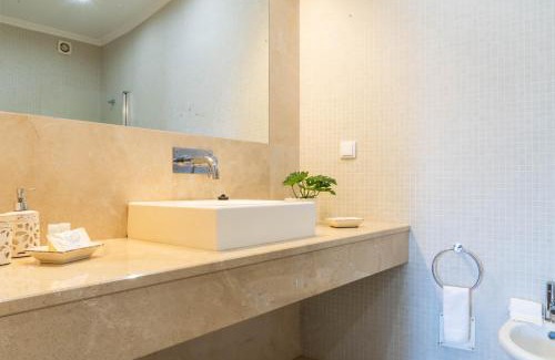 Ribeira Grande Ski Chalet | Casa da Árvore - Chalé