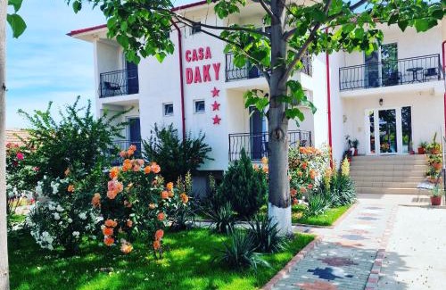 2 Mai House | CASA DAKY